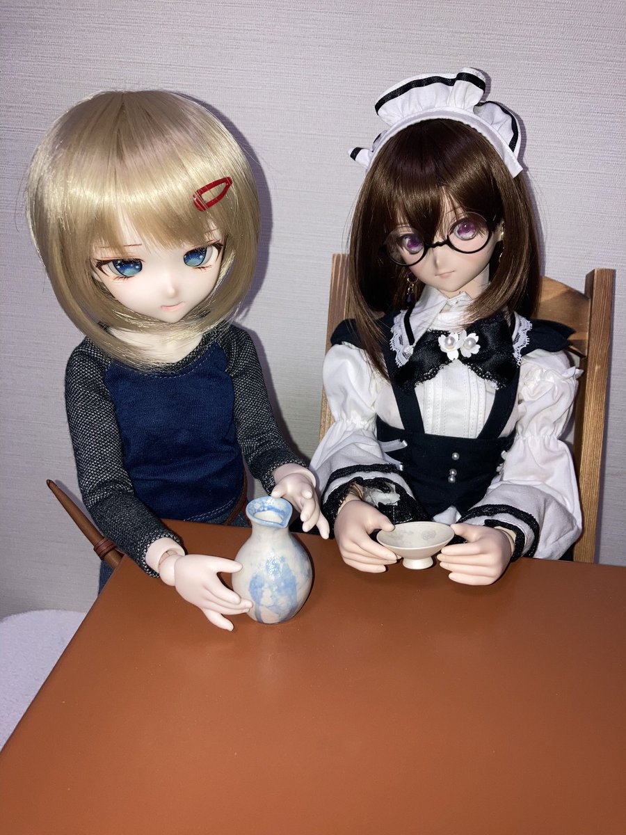 nandenoracoon's tweet image. 猟期前の冷凍庫大整理祭り開催中！
本日は昨年捕まえたシカの焼肉です😋
保存中に真空パックが破れて少しヤケちゃってる💦
そしてアナグマのお肉が行方不明に…💦

楓「今夜はシカ肉だじぇ〜😆姉上もたくさんお酒飲んで食べるじぇ！」