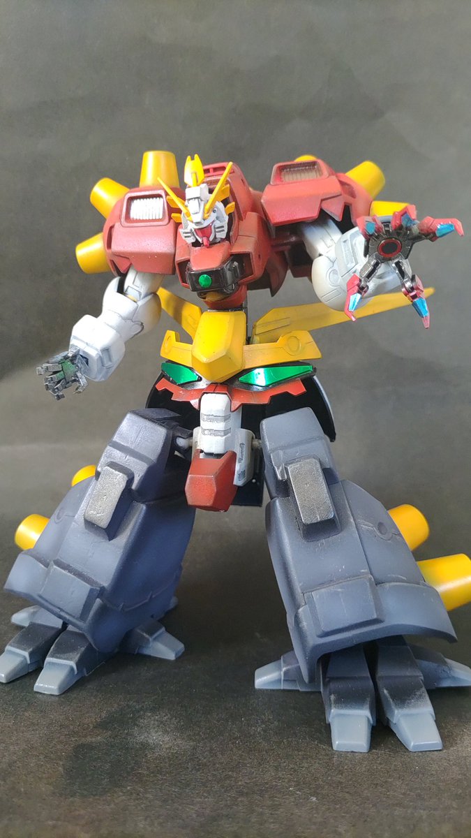 wadahama1's tweet image. 1/144 デビルガンダム
完成しました。
ガンダムベースで購入したクリア品で、固くて何ヵ所か折れてしまいました。手は境界戦機を利用。
ラスボスコレクションが増えました
#ガンプラ