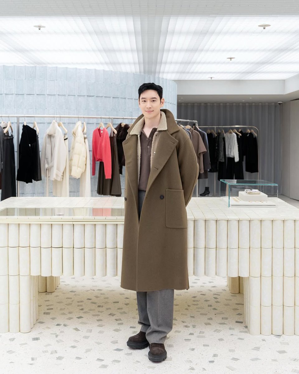 iamharu555's tweet photo. 7 September 2025

#LeeJeHoon Instagram post 

@ time_official @ timehomme_official
#Time #TimeSeoul #TIME 🍂 https://t.co/JrwxoXdD4z