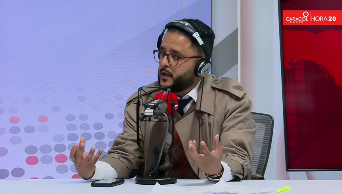 300 veces entró y salió del Palacio de Justicia una volqueta con escombros que llevaban absolutamente todas las pruebas del horror que se vivió durante la toma y retoma: sangre, huesos, ropa, armas, escombros. 

¿Quién dio la orden?
Esto y mucho más en