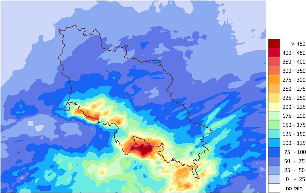 IMGWmeteo's tweet image. 🌊 Czy podczas katastrofalnych powodzi potrafimy wiarygodnie szacować opad z wysoką rozdzielczością?

Zachęcamy do lektury artykułu na naszej stronie! 
👉 imgw.pl/czy-podczas-ka…

#IMGW #powódź #obserwator #analizadanych #pomiarytelemetryczne #pomiaryradarowe