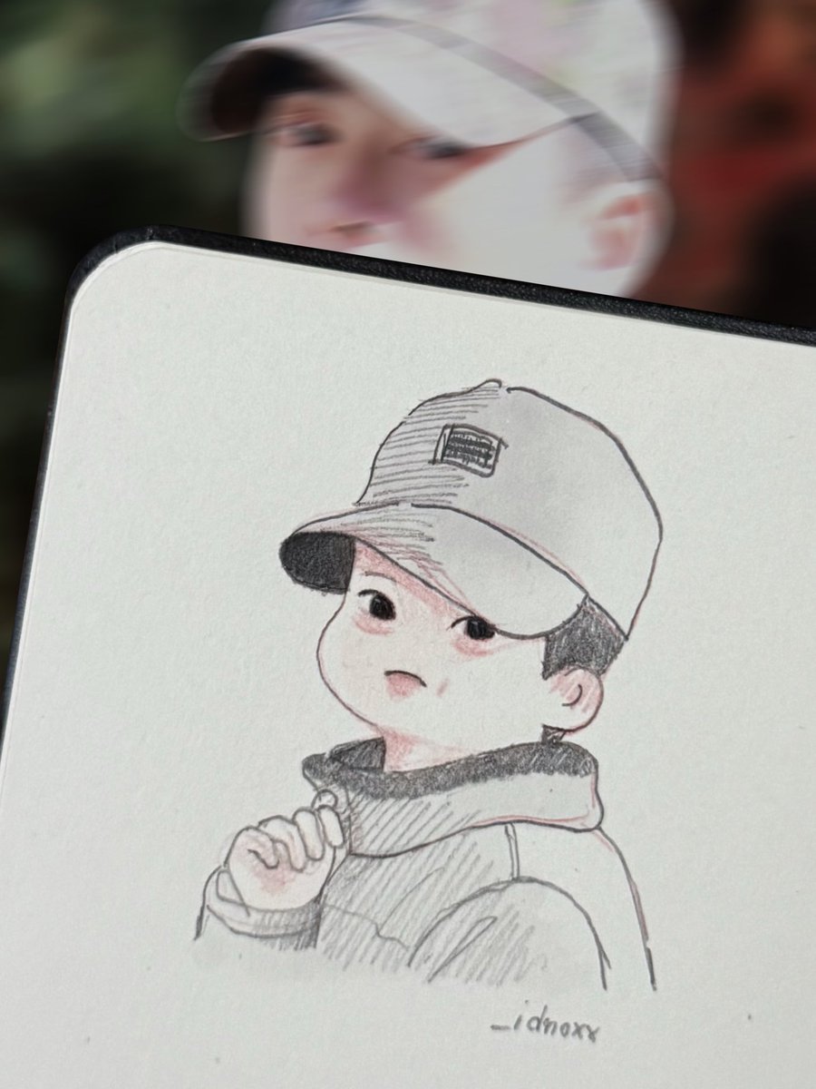 hotaru tweet media
