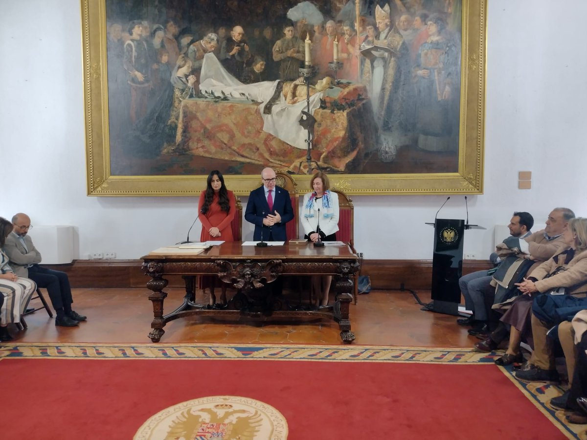 📢 Esta mañana, María Encarnación Aguilar Ferrandiz ha tomado posesión de su cargo como decana de la <a href="/FacultadCCSS/">Ciencias de la Salud</a> #UGR

Mucho éxito en esta nueva etapa👏