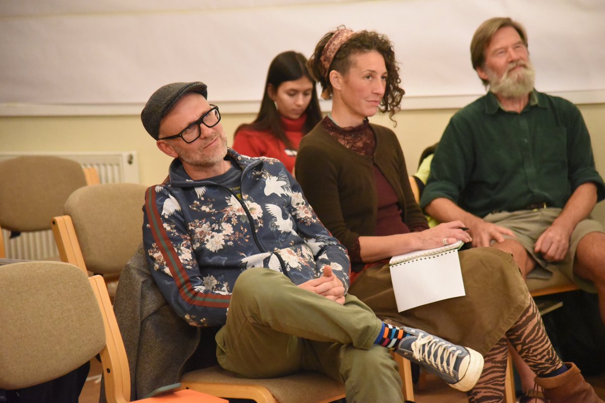 ace_southwest's tweet image. 🌍 We’re proud to support @Hot_Poets Ignite, a new climate and poetry campaign uniting 20+ scientists and poets - including Michael Rosen - to inspire #ClimateAction.

#ACEsupported thanks to National Lottery players @TNLUK

🔗 buff.ly/cMcDosy