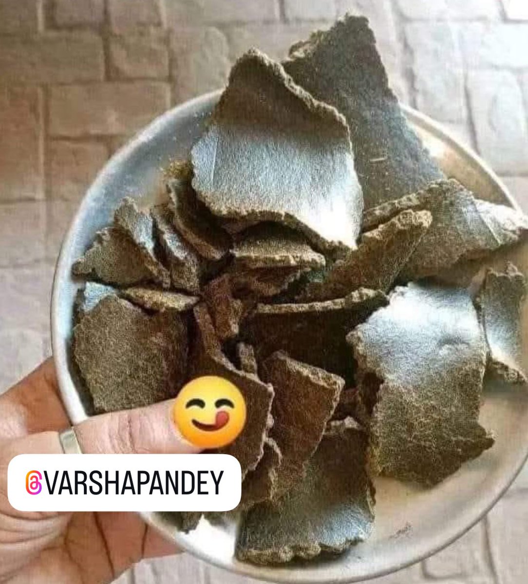 varsha pandey tweet media