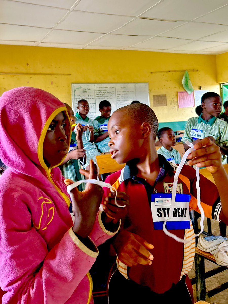 conserveriverng's tweet image. Highlights from our FanPlastic event 💥

From environmental education to book reading to upcycling— we equipped our next generation of eco-legends🌊

The future is now!♻️

#ProjectConserveRiver #PCOR #Sustainability #EcoLegend #FanPlastic #EnvironmentalEducation #Upcycling