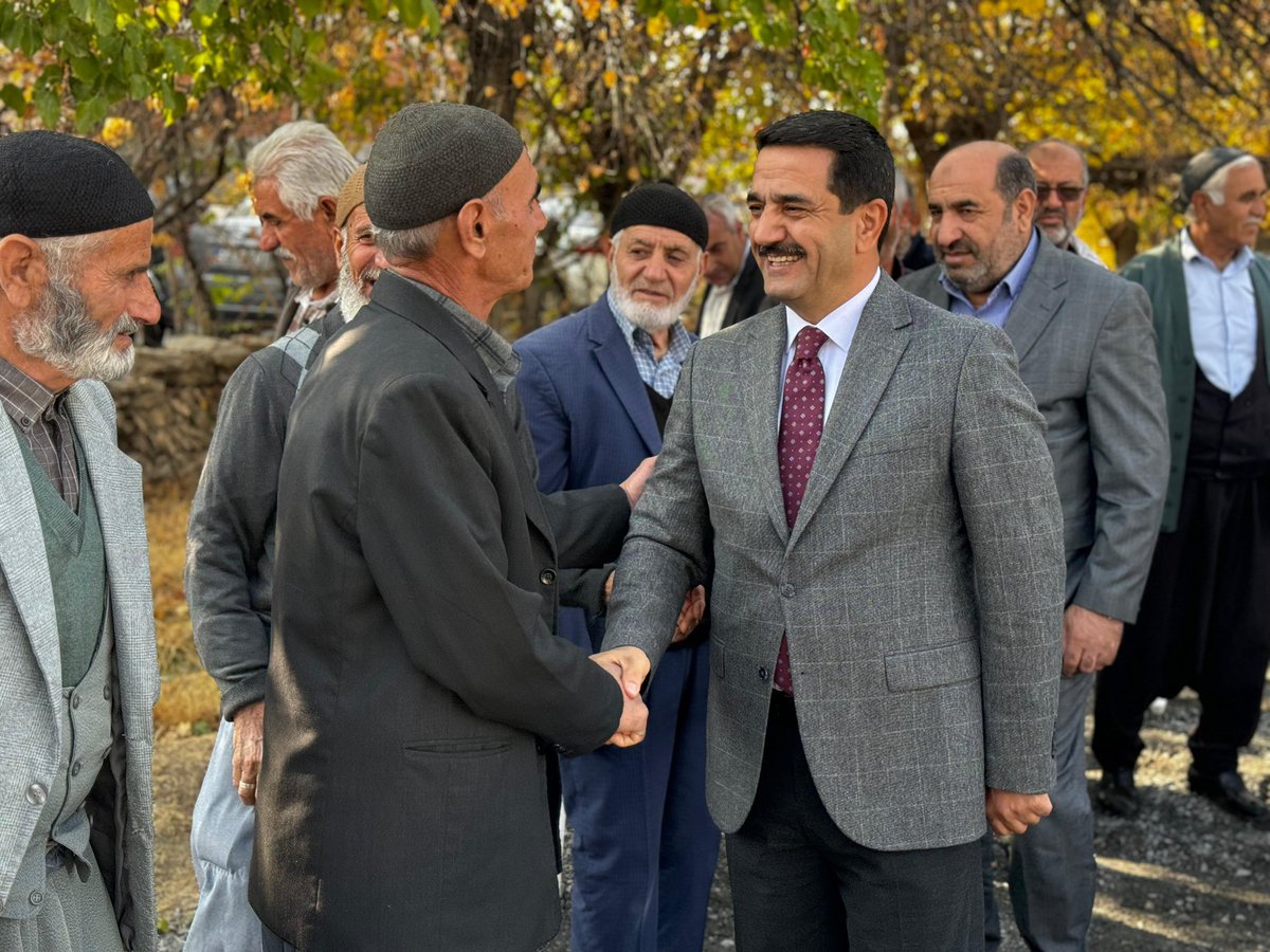 AK Parti Battalgazi İlçe Başkanımız Basri Kahveci ile birlikte Karabağlar Mahallemizde cuma namazı sonrasında vatandaşlarımızla bir araya gelerek, hasbihal ettik. 

Battalgazi’mizin her bir köşesinde hemşehrilerimizle bir arada olmaya devam edeceğiz.