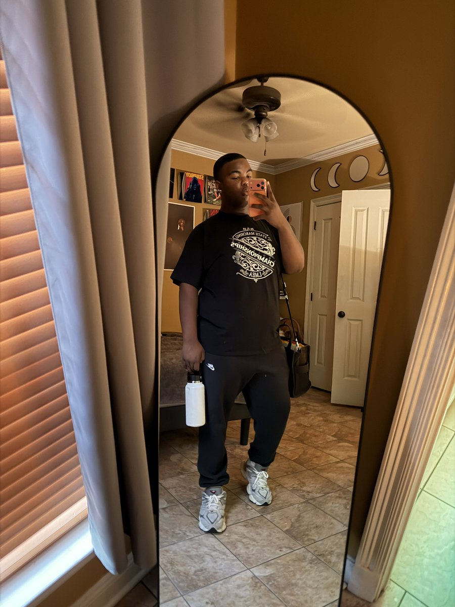 wsprickey's tweet photo. Wish twitter had music😩 https://t.co/sMgeEeZArs