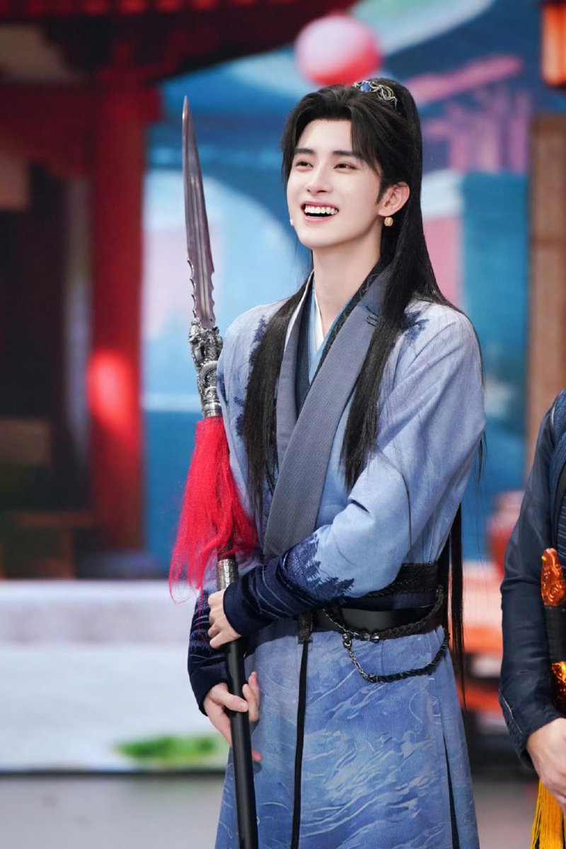 foruipeng's tweet photo. 📸 251107 • Ao Ruipeng studio weibo Update. (2/3)
“No detective work today — today he’s the ace! 🃏 Prince Yan Chi, played by Ao Ruipeng, makes a limited-time comeback! High-energy competition awaits — come check it out now!
#AceVsAce”
#AoRuipeng #敖瑞鹏 https://t.co/0beVi1Z8ce