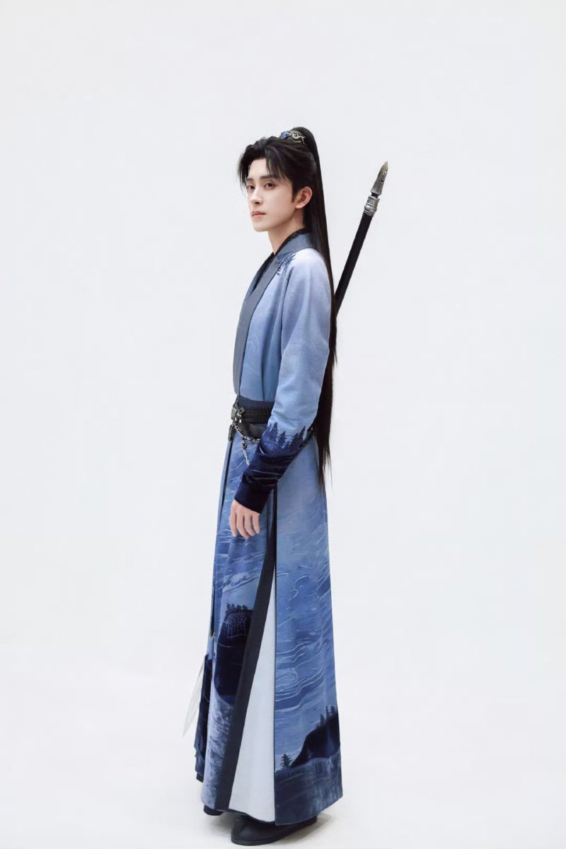 foruipeng's tweet photo. 📸 251107 • Ao Ruipeng studio weibo Update. (3/3)
“No detective work today — today he’s the ace! 🃏 Prince Yan Chi, played by Ao Ruipeng, makes a limited-time comeback! High-energy competition awaits — come check it out now!
#AceVsAce”
#AoRuipeng #敖瑞鹏 https://t.co/twE2yHtc2o
