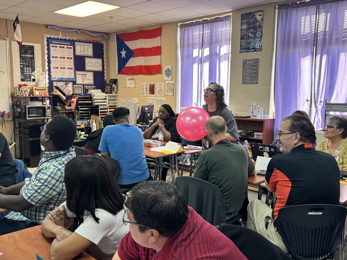 robert_ferreiro's tweet image. Had a great time working with the incredible #SecondaryMath teachers at @JudsonISD! Appreciate your energy, insights, and commitment to student success. #PD #MathEducation