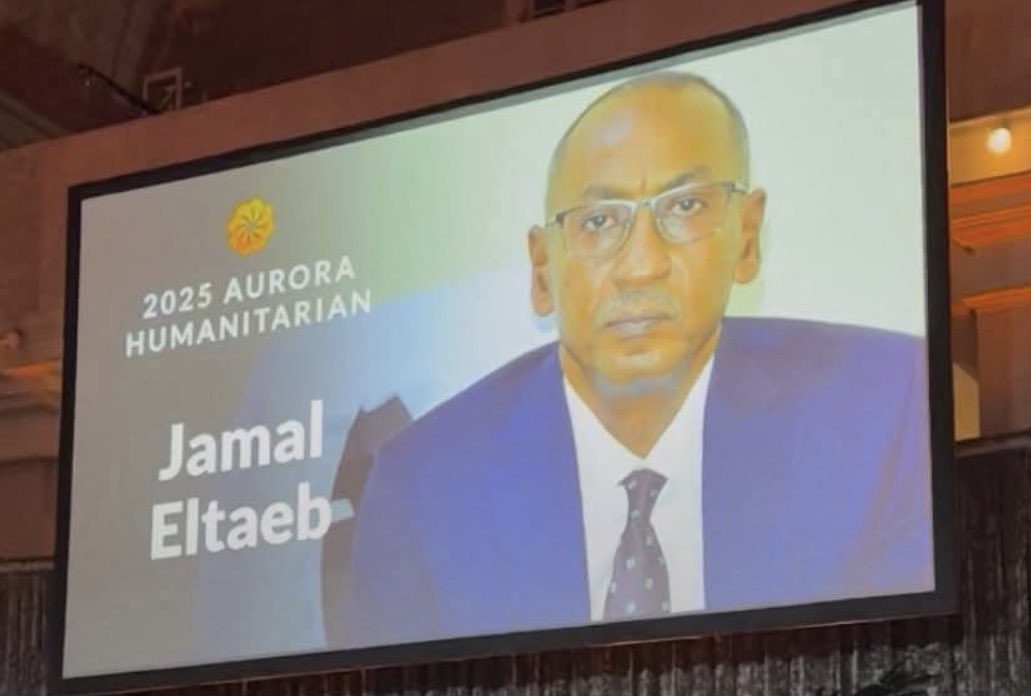 #سيعود_وسنعود #السودان فوز دكتور جمال الطيب مدير مستشفي النو بأم درمان بجائزة اورورا العالمية للعمل الانساني  وقيمتها مليون دولار للتوسع في عمله الانساني وذلك لقيادته ومواصلة العمل بمستشفي النو طوال فترة الحرب .. مبروك دكتور جمال ومبروك مستشفي النو إدارة وكادر ولكل السودان 

Dr.