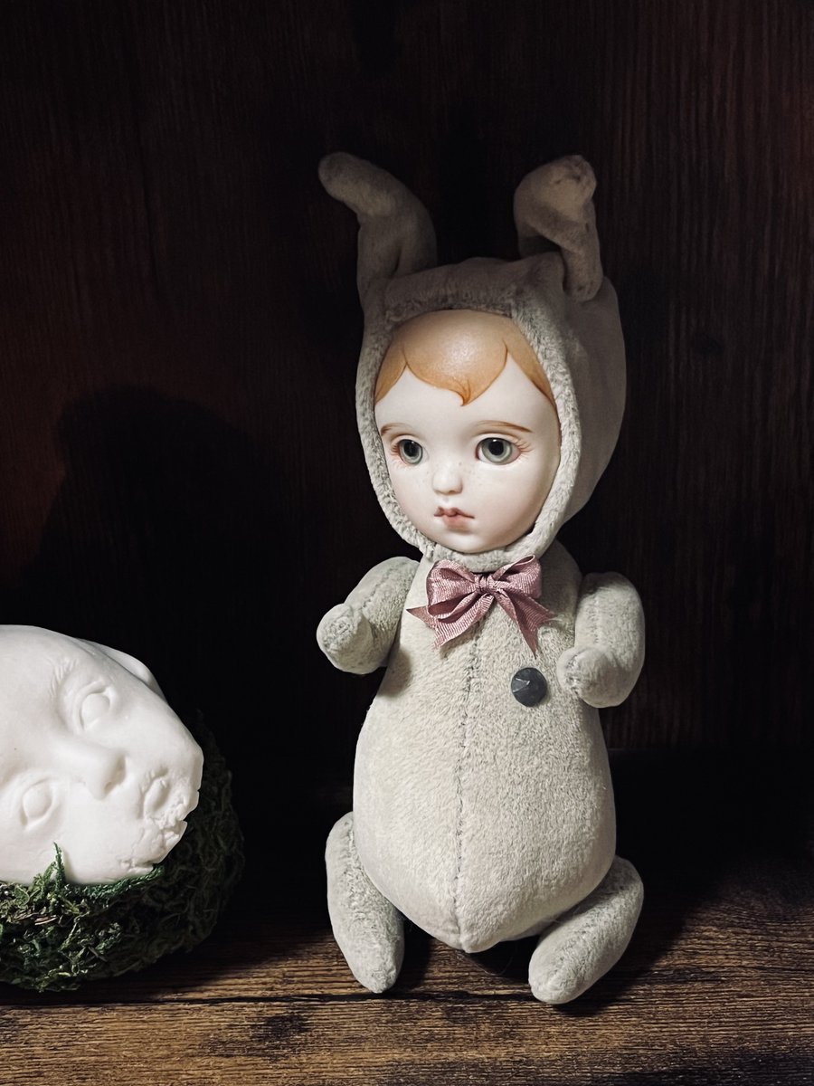 🏡おうちに藤本晶子さん<a href="/shoko_doll/">藤本晶子</a> のオリーブのそばかすちびムイちゃんがやってきました❣️
なんかね、この子ハーフっぽくて
うちにいる子達と馴染んではる🌱🌱🌱
かわいぃですねぇ〜🥰💖🍀✨