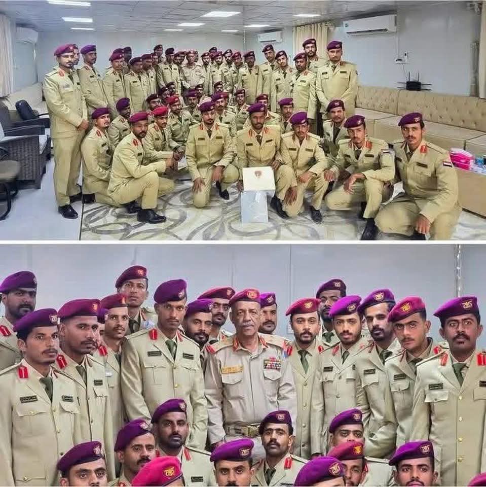 من هو العنصري. ضباط حضارم تقريبا مابين 40  و50 خريجين كلية زايد العسكريه.   هل ممكن مثل هذه الأعداد تتخرج من كليه الزيود العسكريه في صنعاء ايام المثلج والشيخ المقبور.  او الذي هرب بالعباءه  من مواجهة الحوثي. ،،، لا يساند الاحتلال من الحضارم او الجنوبيين إلا الذي تنقصهم الرجوله.