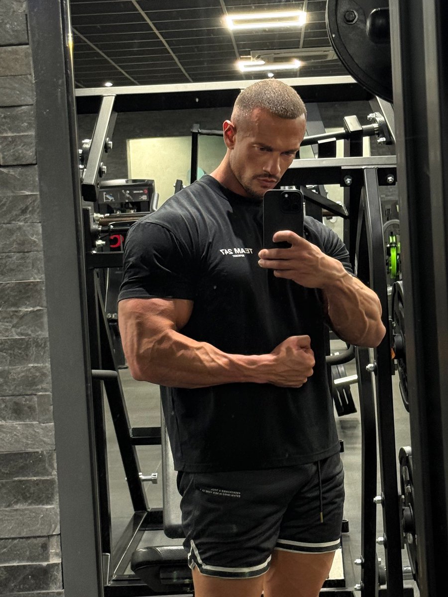 MuscleDomMaster's tweet image. F4f tax Friday. Get to it boys 🖕🏽👇🏽💰

throne.com/masterapollost…