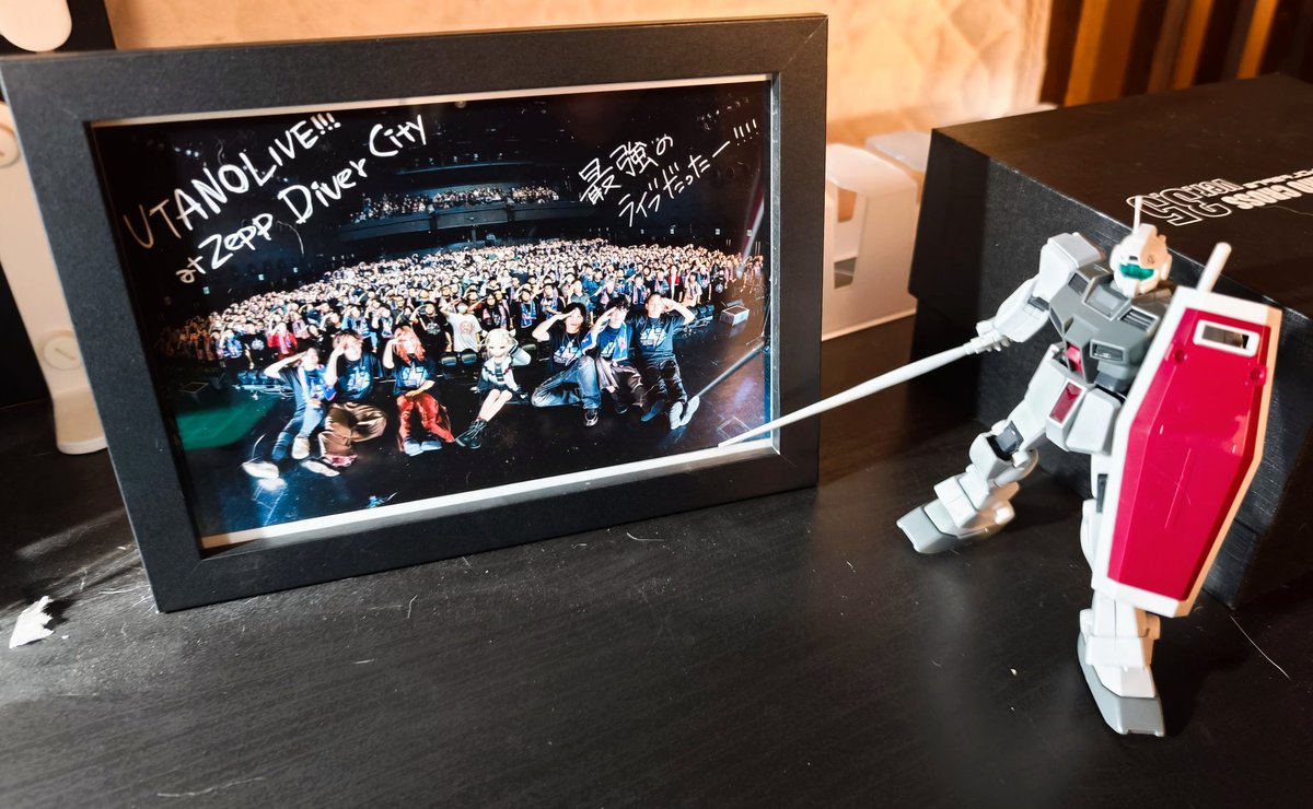 写真プリントしました🤜
ウタノンやウタノコとの想い出も色褪せない！

#UTANOLIVE_ZeppDiverCity