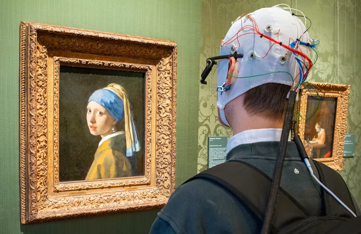 La Unesco alerta sobre la carrera por la neurotecnología: “La privacidad mental está en riesgo” - dialoguemos.ec/2025/11/la-une…