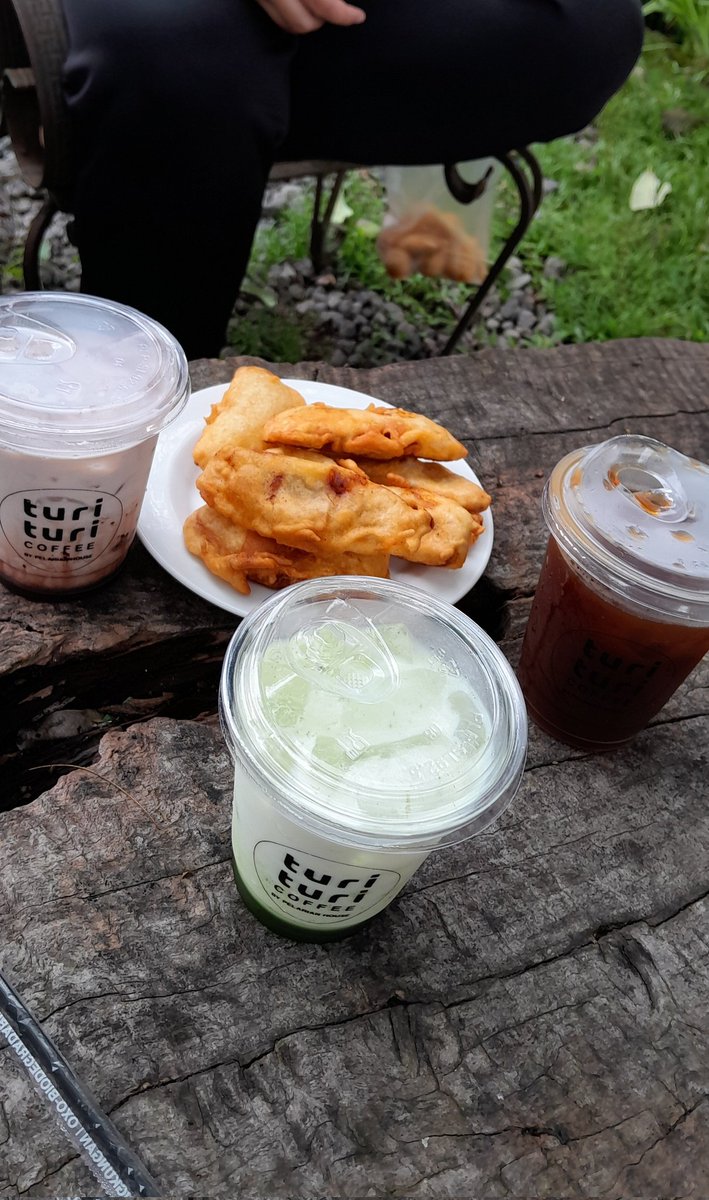 xrifamdh's tweet image. Day 1 di yk🫶