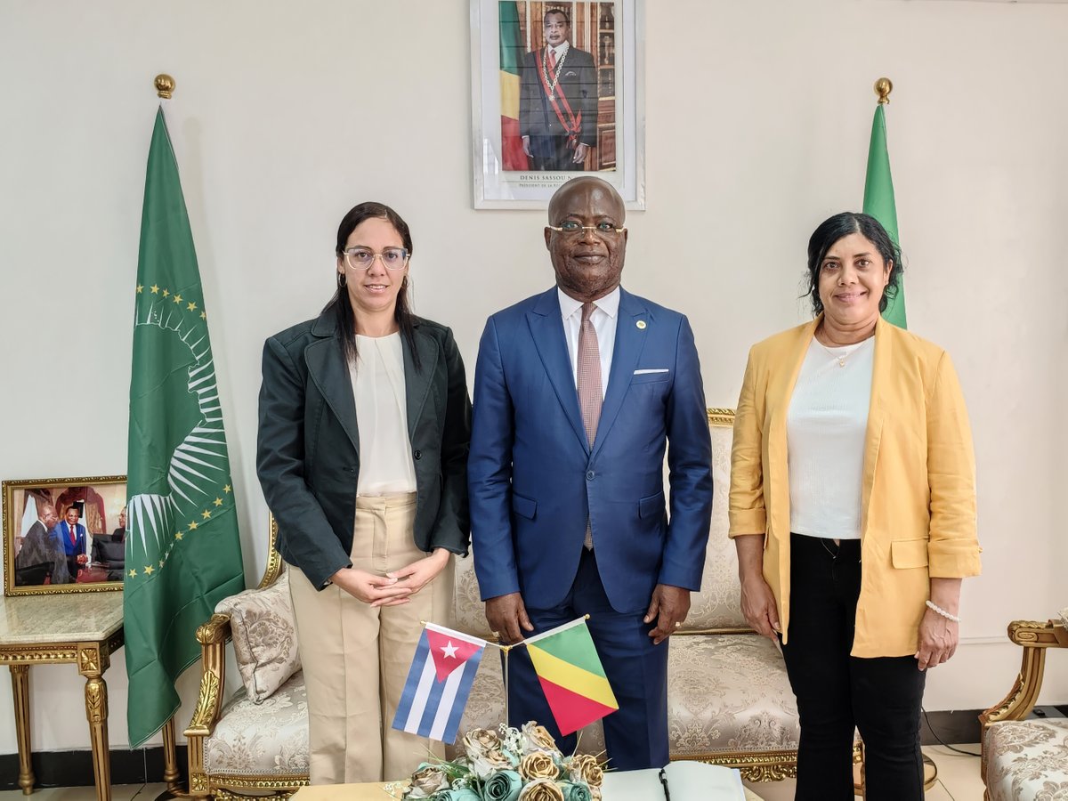 Le Secrétaire Général du Ministère des Affaires Étrangères, de la Francophonie et des Congolais de l’Etranger, l’Ambassadeur Guy Nestor ITOUA, a reçu en #audience ce vendredi 7 novembre 2025, SEMme Indira NAPOLES COELLO, #Ambassadeur #Extraordinaire et #Plénipotentiaire de #Cuba
