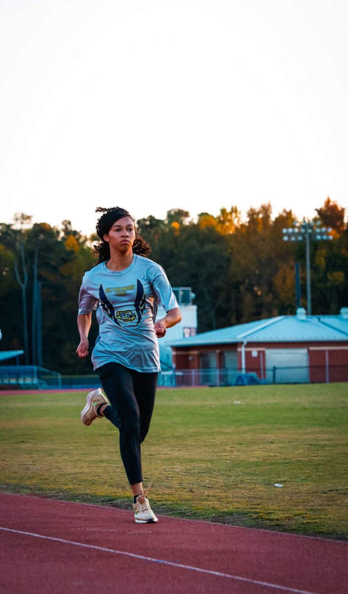 BlythewoodTFXC's tweet image. Clock In ⏰ 

#BlythewoodTFXC
#TrackAndField
#TrackLife