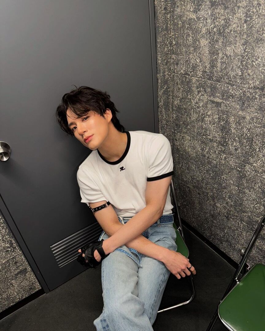 Outer Cosmo MFS ALL DAY tweet media