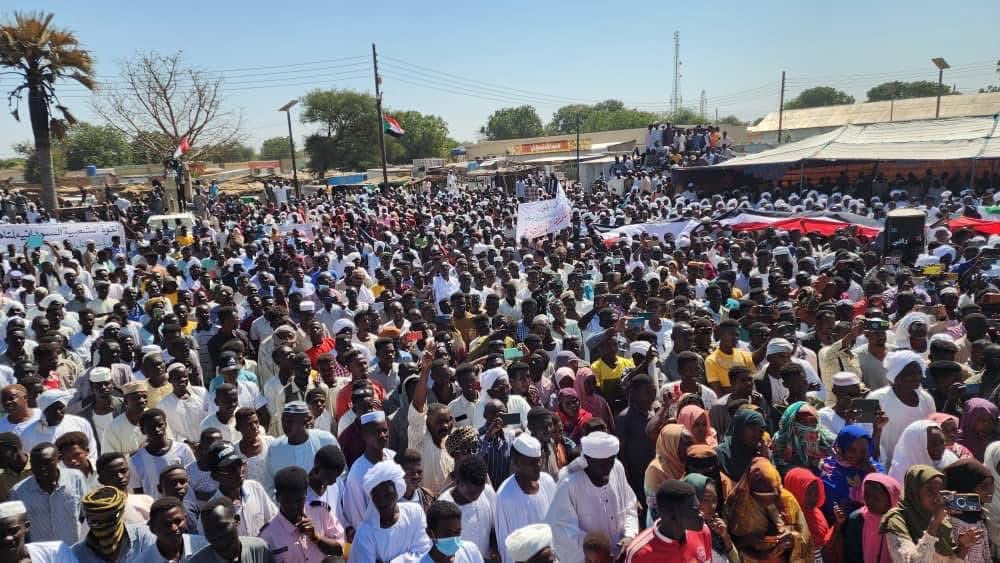 AlsayedHmdan1's tweet photo. @hanisaadi2011 @amjadt25 صوت الإخوان المسلمون لا يمثّل السودانيون 
اليوم خرجوا السودان وقالو كلمتهم 
السودان مع الإمارات 🇦🇪 ويقدر كل الجهود التي قدمتها الإمارات اتجاه الشعب السوداني 

الجيش الاخواني لا يمثل الشعب السوداني https://t.co/mtcAkG8evx