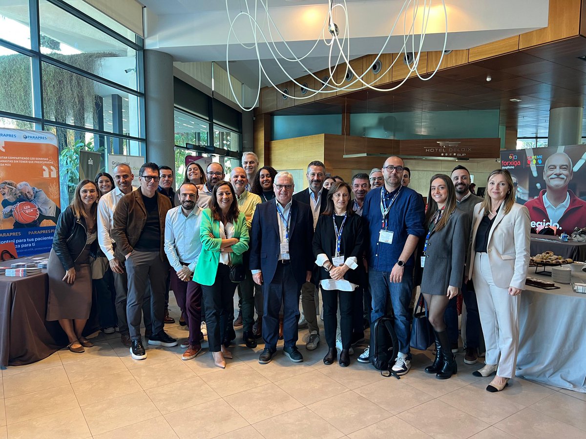 Equipazo de profesionales y referentes de la #MedicinaFamilia en X Jornadas de Médicos Residentes y IV Jornadas de Médicos Jovenes #SEMERGENCV