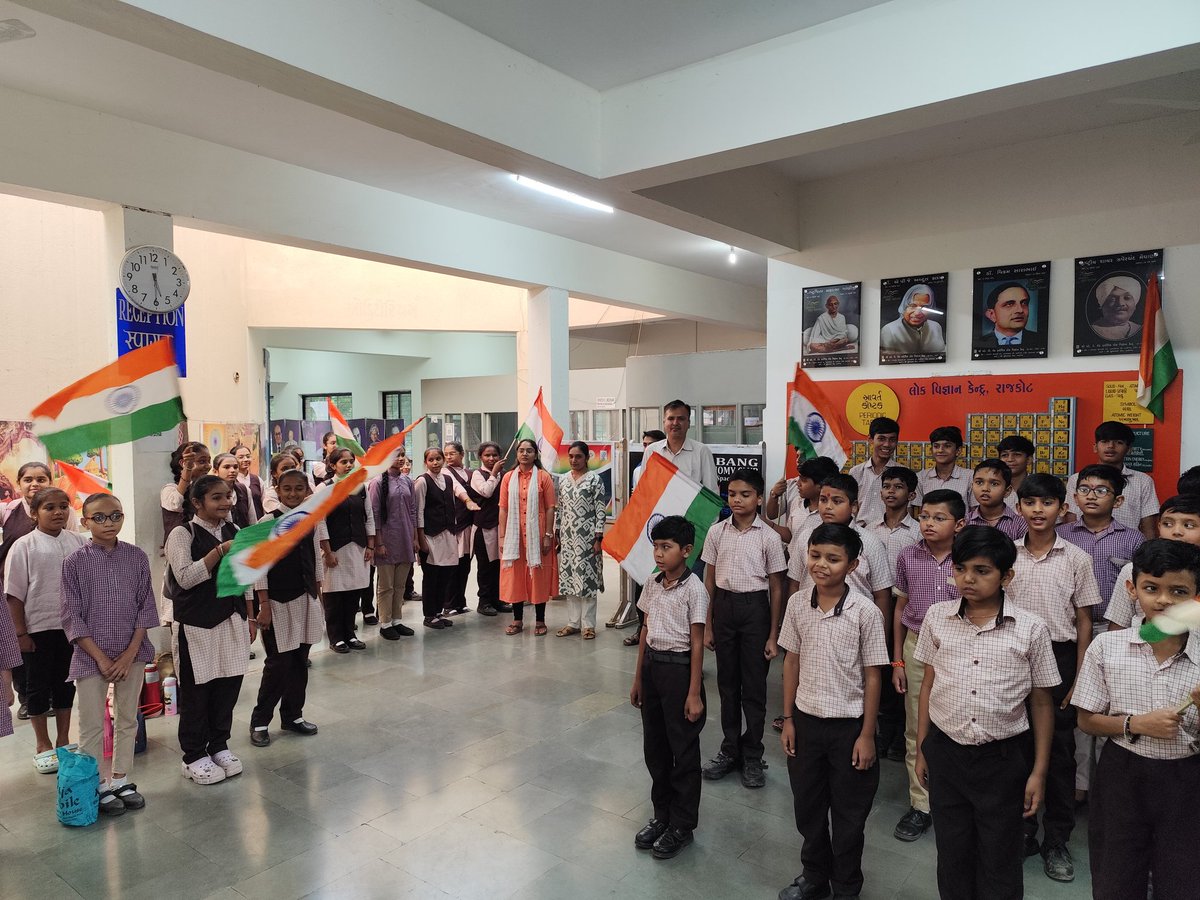 OVSRCSC's tweet image. A song that ignited a nation’s soul, #VandeMataram continues to resonate as the eternal melody of India’s #freedom and #unity. #VandeMataram  @narottamsahoo @InfoGujcost  @PMOIndia @CMOGuj  @IndiaDST @dstGujarat @DDORAJKOT1 @CollectorRjt @smartcityrajkot