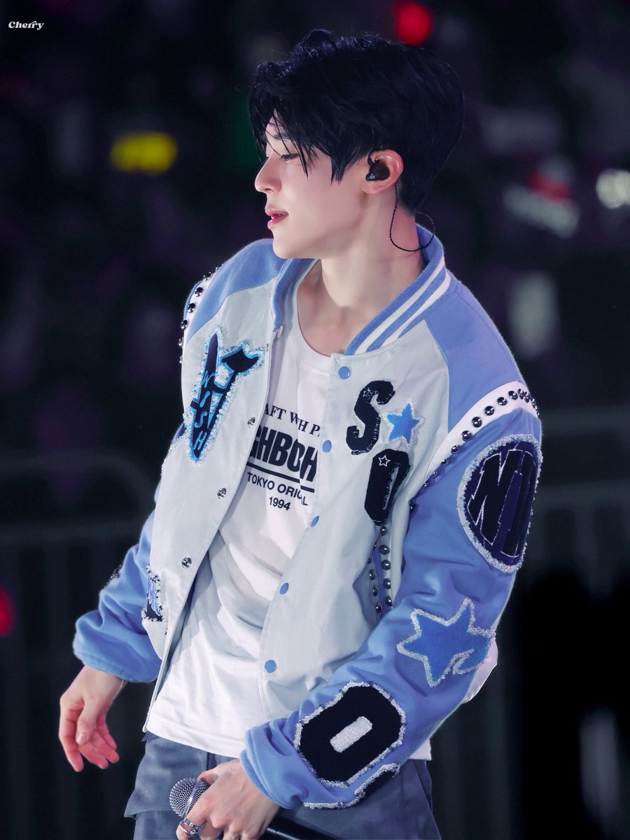 251031

#SION #시온 #シオン
#NCTWISH #엔시티위시