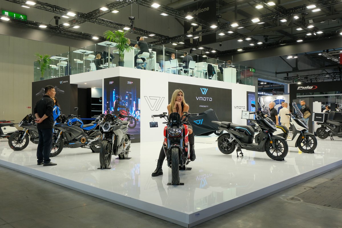 Vmoto Soco UK tweet media