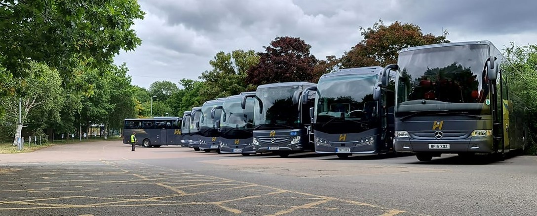 HearnsCoaches's tweet image. From festivals and sports fixtures to concerts and corporate gatherings — Hearn’s Coaches delivers seamless transport solutions for large-scale events. 🚌✨

#HearnsCoaches #EventTransport #TravelWithHearns #CoachTravel #EventLogistics