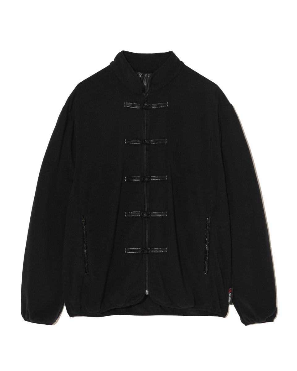 fashionjp's tweet image. 【本日11/8発売】
#UNDERCOVER × #FRAGMENT
高橋盾さん × 藤原ヒロシさんによる最新カプセルコレクションが渋谷のV.A.に登場🖤

「今、着たい服」をテーマにした11型のモノトーンアイテムがラインナップ▶️soen.tokyo/fashion/news/u…

@undercover_lab