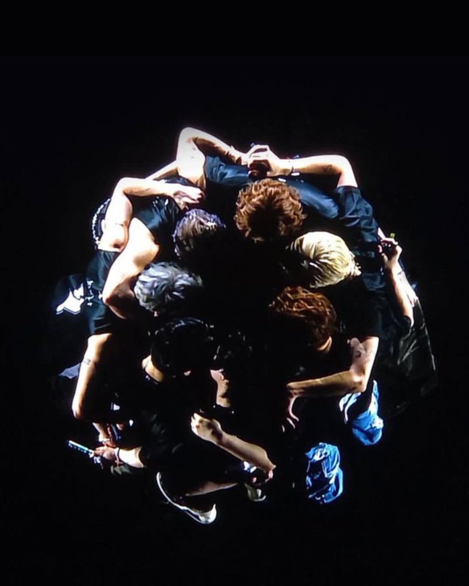 sevenfiniti's tweet photo. ☹️💚

#2025MAMAVOTE #GOT7 https://t.co/lqvpbbP4R4
