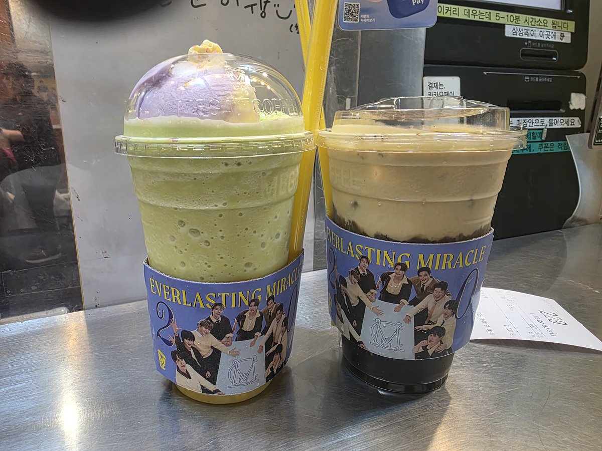 BIYADONE's tweet photo. 왼쪽 마싯슴 https://t.co/3rrio0App5