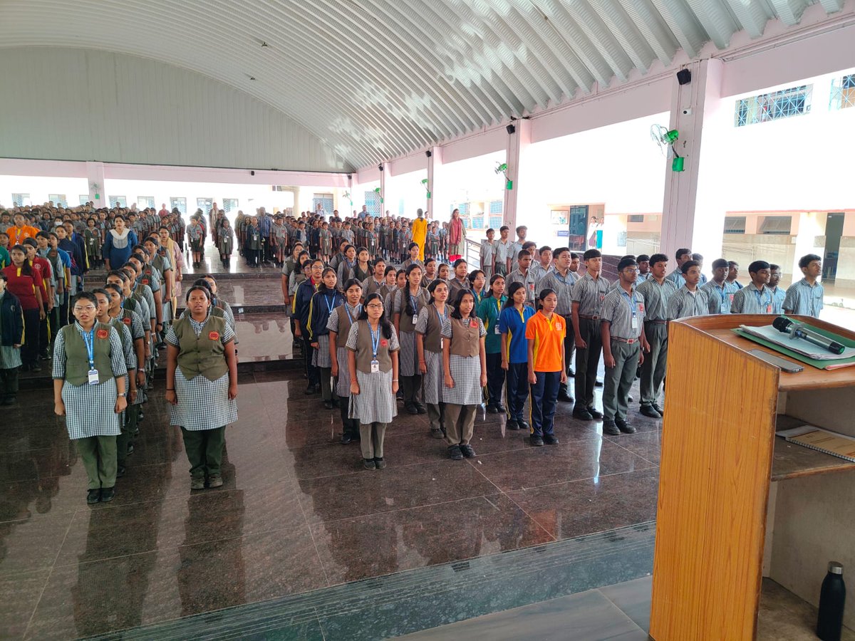 PMShriDMS64BBSR's tweet image. Students and staff sang our National Song “Vande Mataram” to Commemorate  150th Anniversary of Vande Mataram honouring the song dedicated to our motherland.
#EduMinOfIndia #NCERT #CIET_NCERT #RIEBBSR #PMShriDMSBBSR #VandeMataram
#150Years #ProudMoment