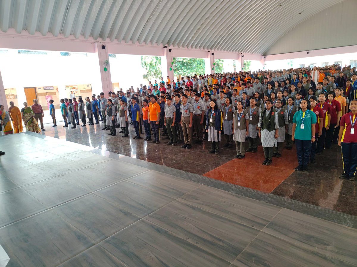PMShriDMS64BBSR's tweet image. Students and staff sang our National Song “Vande Mataram” to Commemorate  150th Anniversary of Vande Mataram honouring the song dedicated to our motherland.
#EduMinOfIndia #NCERT #CIET_NCERT #RIEBBSR #PMShriDMSBBSR #VandeMataram
#150Years #ProudMoment