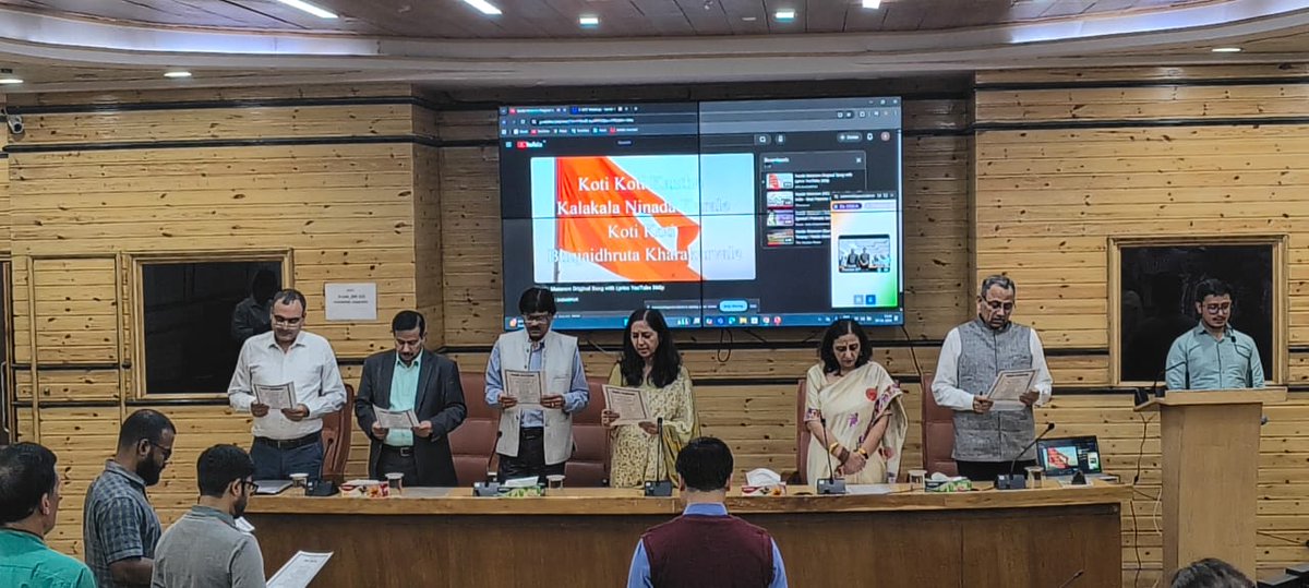 ControllerDot's tweet image. Bankim Chandra Chatterjee, the revered author of India’s National Song “Vande Mataram,” gave the nation a timeless ode to the motherland.

To commemorate 150 years of this iconic composition, the Office of the CGCA organized a Group Singing of “Vande Mataram” today, celebrating…