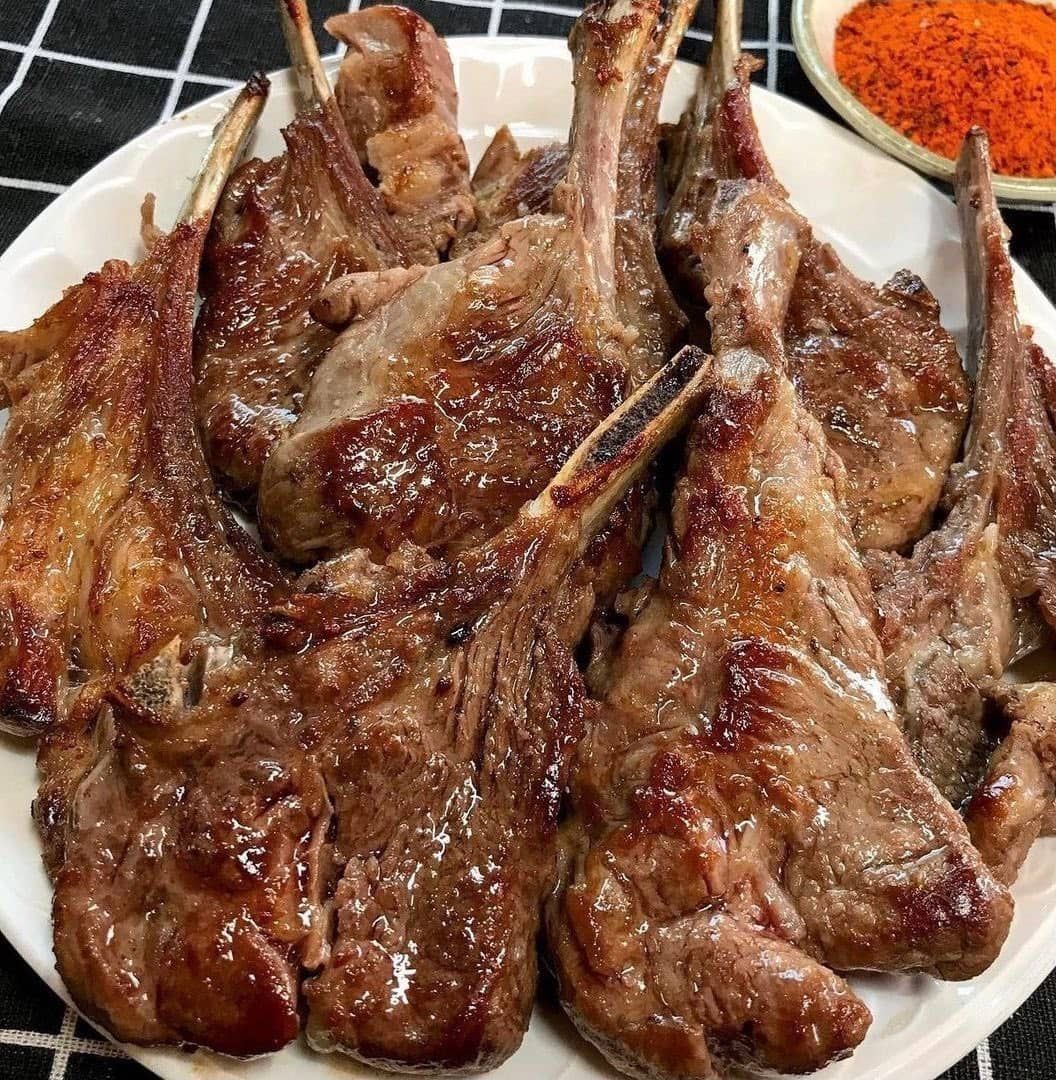 d_namugga's tweet image. Are you craving for some meat this weekend!? Worry no more! @backyardbistro has the most delicious meat prepared by the best chefs in town. Find us in Bugolobi , Luthuri avenue RSVP 0780391160