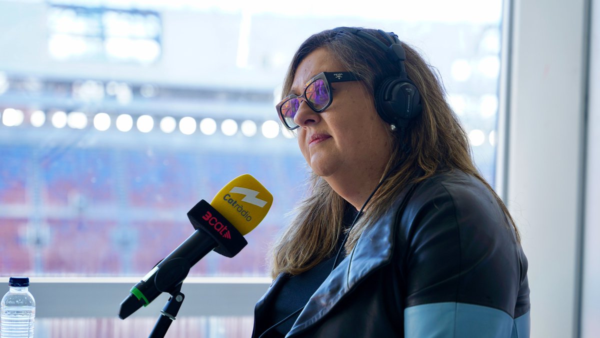 📻 "El matí" des del Camp Nou!
Les portes del camp s'han obert per primera vegada des de l'inici de la reforma.
✍️ L'especial ha comptat amb Elena Fort, vicepresidenta del Barça, Deco, director esportiu del Barça, Laia Tudel, Ramon Besa, Carme Barceló i Ricard Torquemada.