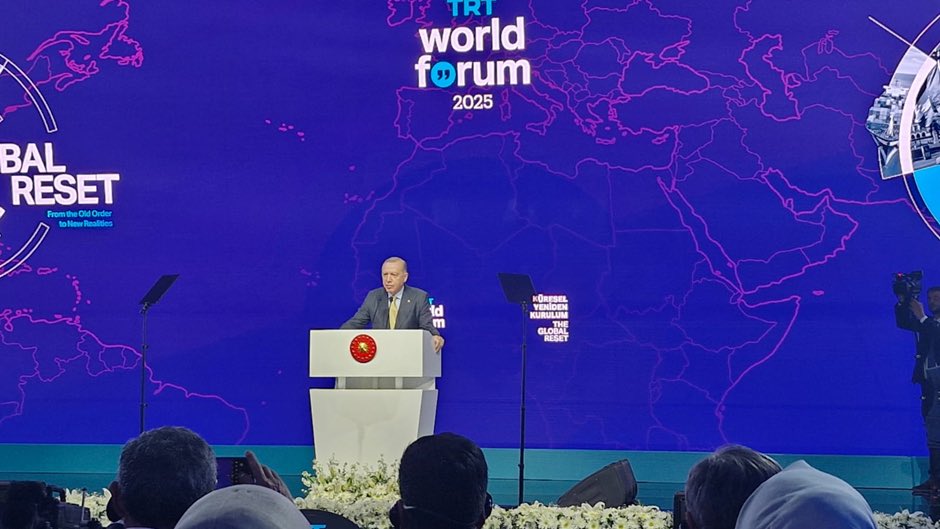 Türkiyə: regional mərkəz

🇹🇷🤝🇦🇿

fuyuzat.az/turkiye-region… 

<a href="/FuyuzatDergisi/">“Füyuzat” dərgisi</a> <a href="/trtworldforum/">TRT World Forum</a>