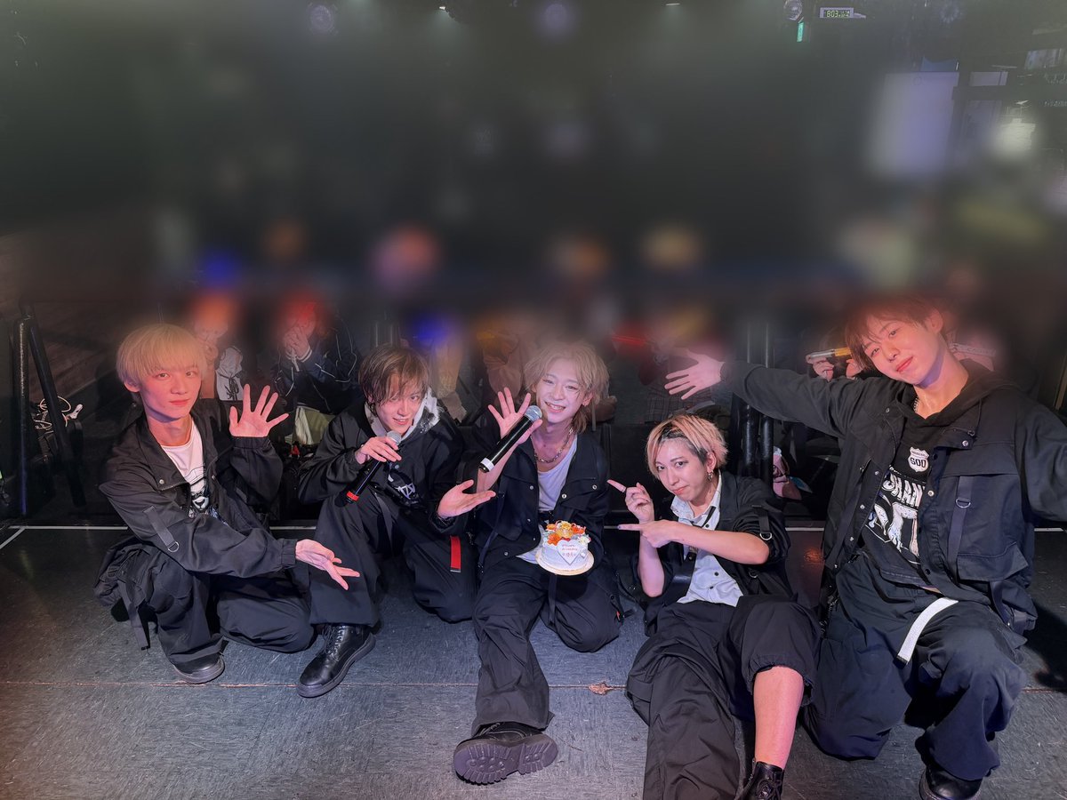 ライブ写真「5」 FULL-OUT on X