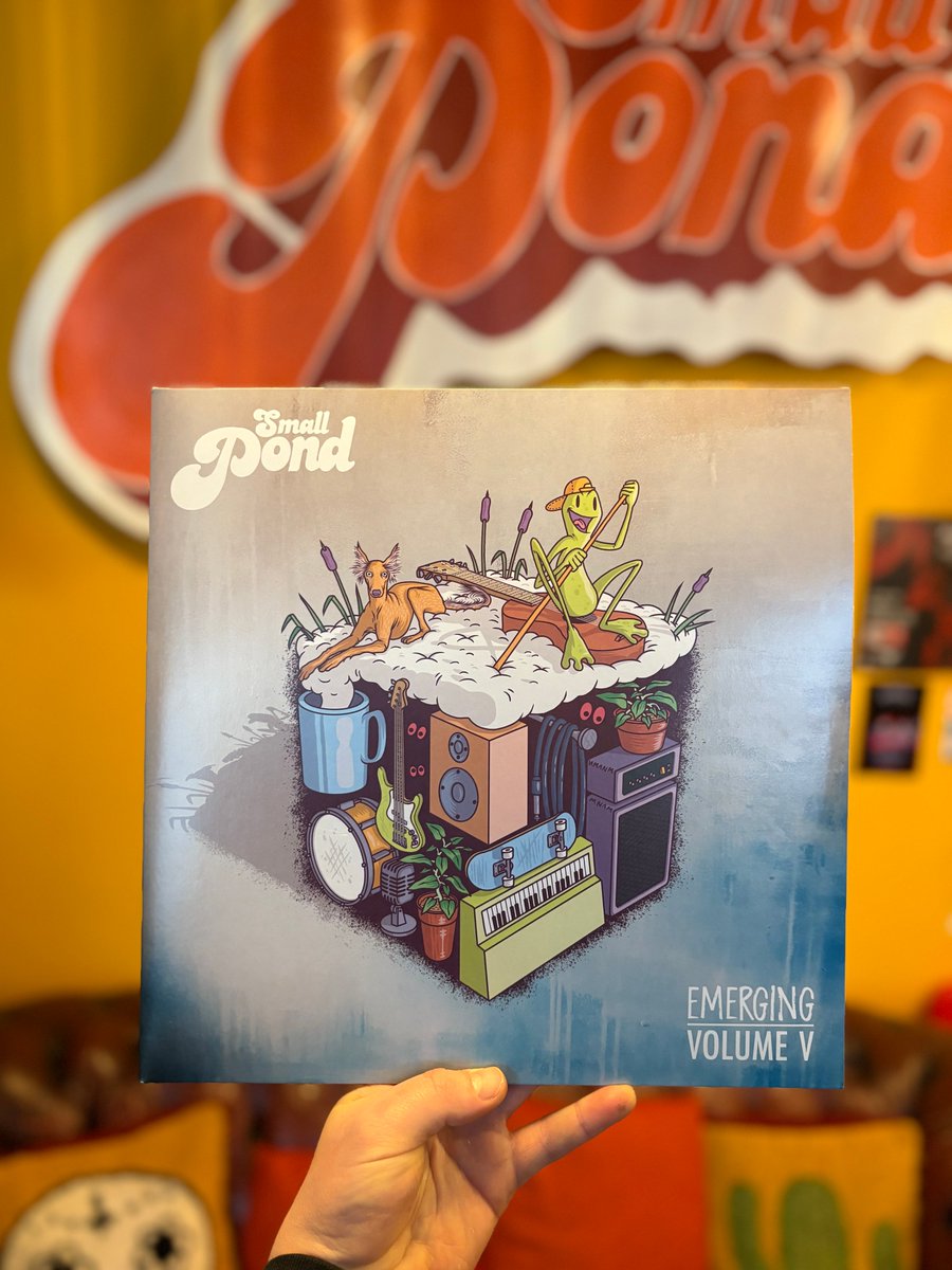 SmallPondRec's tweet image. EMERGING VOL. V RECORDS HAVE LANDED!

Very exciting, the latest in our Emerging series, Vol. V are here! pre-order a copy via Bandcamp, and catch us at The Green Door Store next Saturday for the free entry release show!

Big thank you to @ace_national &amp;amp; Nick Burdett Illustration