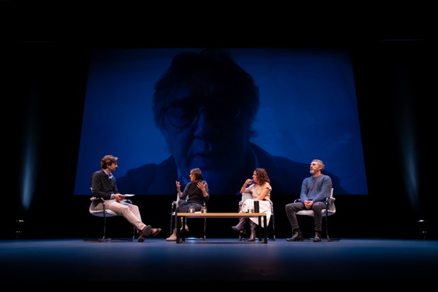 Territorios de memoria: el relato del terrorismo en el centro del debate en la IV Jornada de Contar el Terror. 

Más de 300 estudiantes escucharon a víctimas, periodistas, cineastas y expertos sobre cómo narrar el terror y preservar su recuerdo  👇

unav.edu/noticias/-/con…