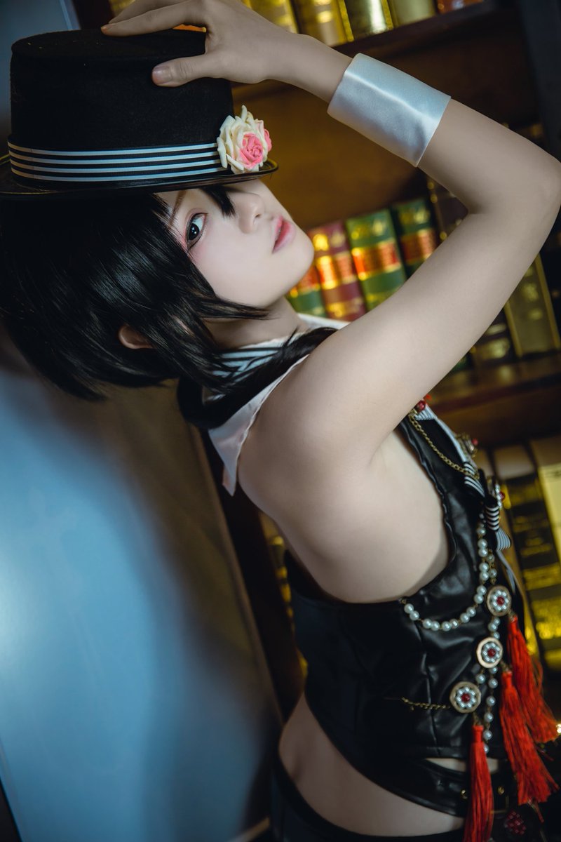 魔術師

🤍吉原詩郎 / <a href="/ChiHsiao_Cos/">Chi ジー</a>
📷糯米瞳畫

- 2018 -
#艶漢 #アデカン #Adekan 
#よしわらしろう #ShiroYoshiwara 
#Cosplay #コスプレ 
#CosplayerChi #名もなき悸き