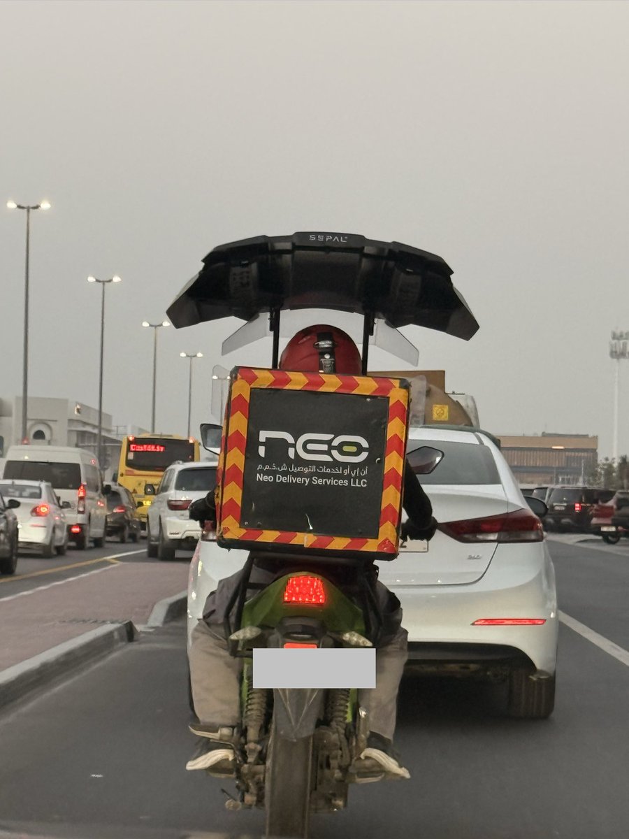 Dhoop, Gum, baarish, pani apni jagah hai but Hustle shouldn’t stop ❤️