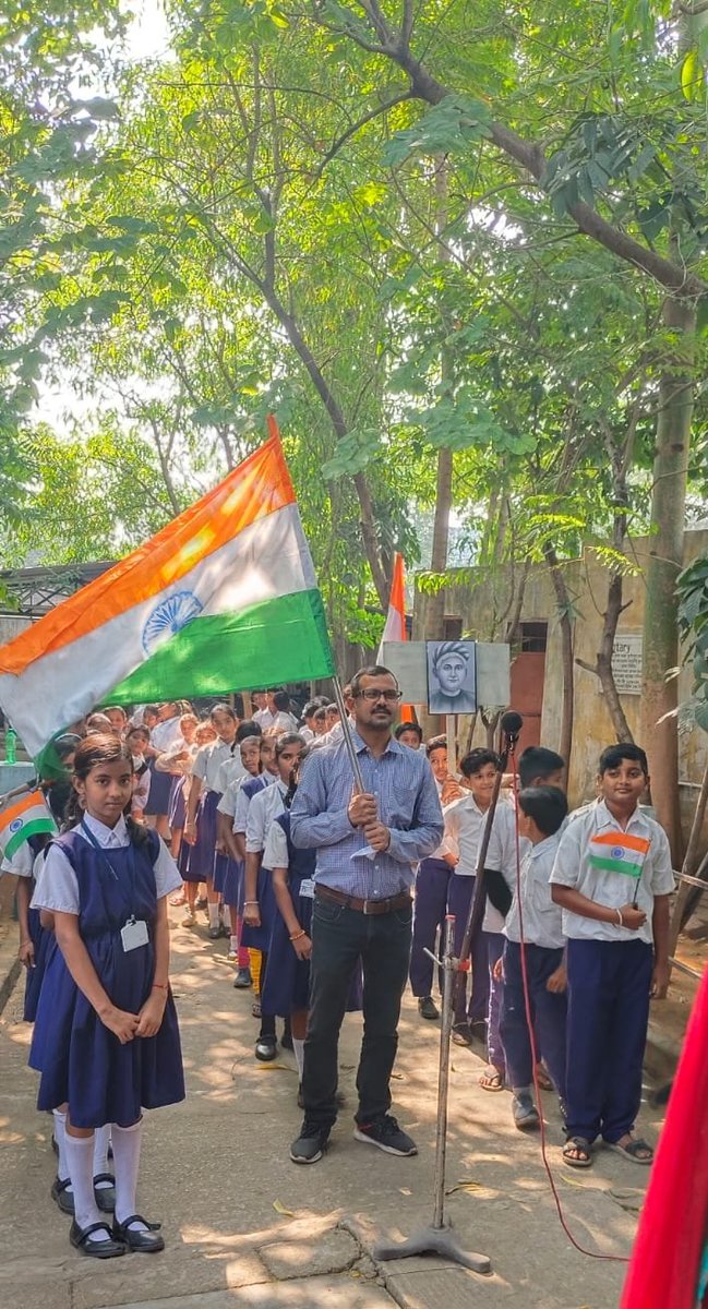 santosh8878's tweet photo. Vande Mataram - 150 Years https://t.co/0j4adbo64O