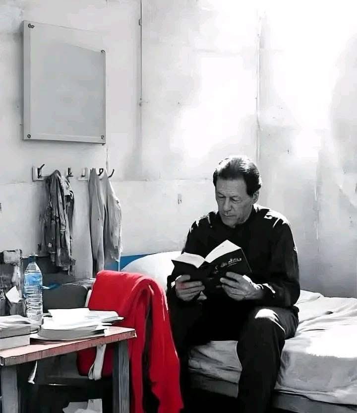 #عزم_مزاحمت_اور_امن 
<a href="/Team__WoK/">Wolves of Kaptan</a> 
<a href="/786G_/">Ghazala Abbasi.</a> 
<a href="/keh_khan_Tiger/">@Kamran Khan IK</a> 
<a href="/Qs3488/">Qamar Shahzad🦅</a> 
<a href="/ArifRetd/">Muhammad Arif</a> 
<a href="/MuhammadAbrar59/">Muhammad Abrar</a> 
<a href="/ImranKhanPTI/">Imran Khan</a> 
ماں شوکت خانم کے لال تجھ کو دیکھ کر دل سے دعائیں نکلتی ہیں ۔اللہ پاک ظالموں کو برباد کرنے اور ان کے چنگل سے تم کو آزاد کرے
آمین یا رب