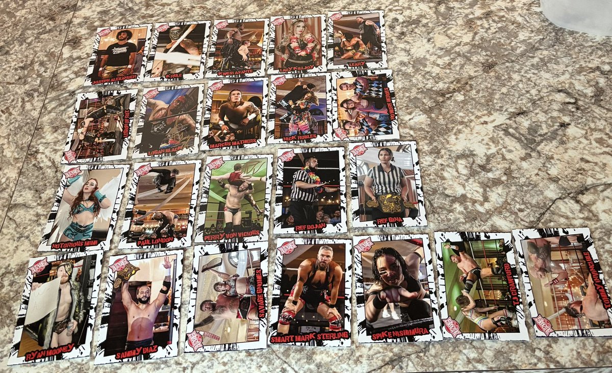 amy_rashan's tweet image. 2025 Blitzkrieg set complete! Thank you all again who helped. I attend their shows &amp;amp; my son can’t wait to get as many cards autographed as possible.