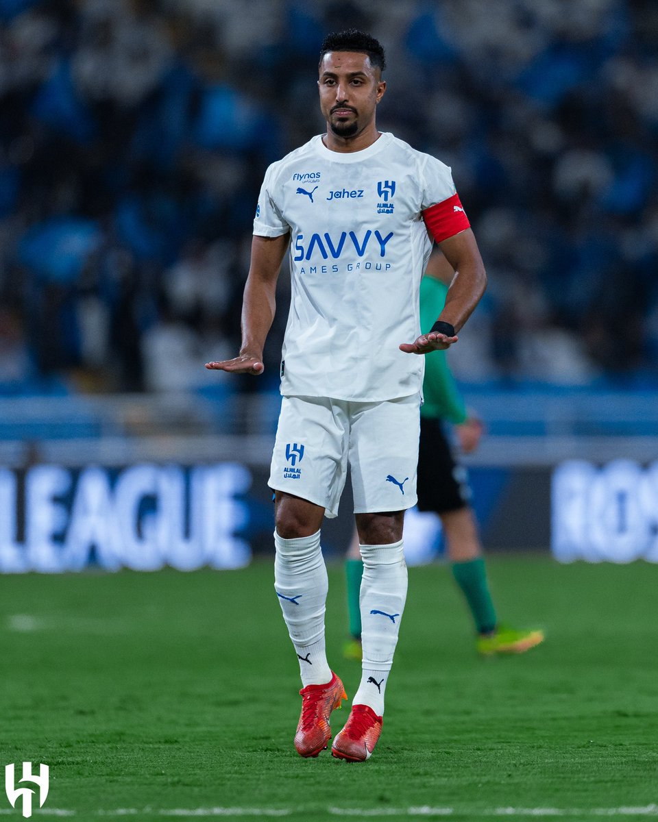 Mo1_hfc's tweet image. قلتها سابقاً بتغريدة عن الاسطورة سالم كل بدايه موسم يبدأ بدايه عاديه جداً مايبي يبذل مجهود عالي والسبب لانه يحمل مسؤوليه كبيره مع المنتخب ويوزع جهده البدني إلى مباريات المهمه
الان بدت عودة الاسطورة سالم مستواه الحقيقي

عااااد لكم الحاسم سالم
عااااد لكم التورنيدو سالم 🐐💙