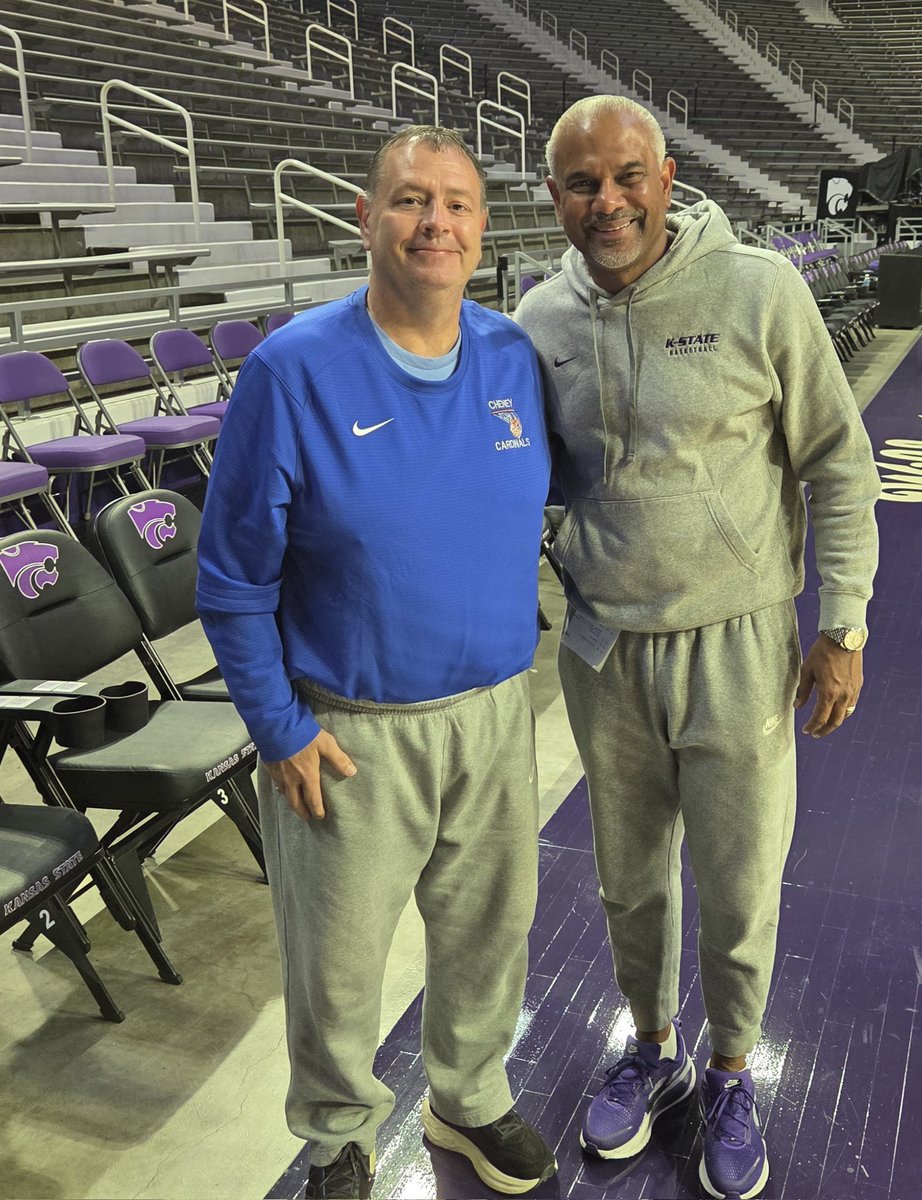 Watching K State practice this morning was good.  A big Thanks to my daughter for letting me stay the night at her place last night. 

#Emaw